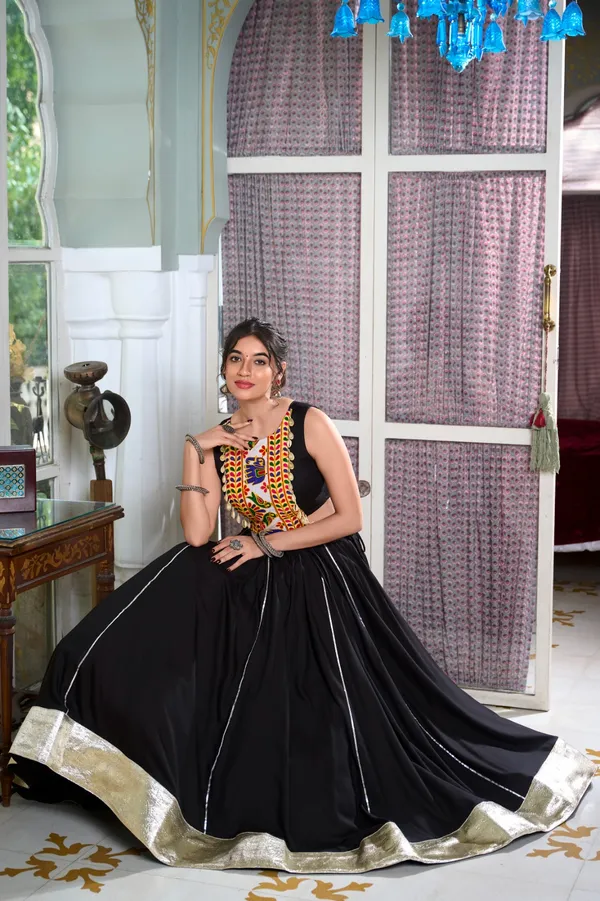 STITCHED_LEHENGA_AND_UNSTITCHED_BLOUSE_RAYON_HEAVY_LEHENGA_CHOLI_WITH_GAMTHI_WORK_BLOUSE