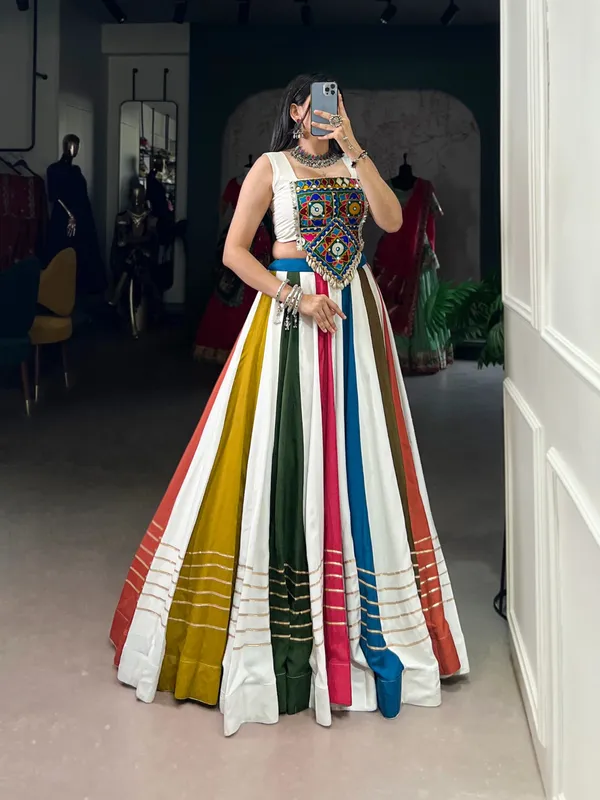 STITCHED_LEHENGA_AND_UNSTITCHED_BLOUSE_RAYON_HEAVY_LEHENGA_CHOLI_WITH_GAMTHI_WORK_BLOUSE