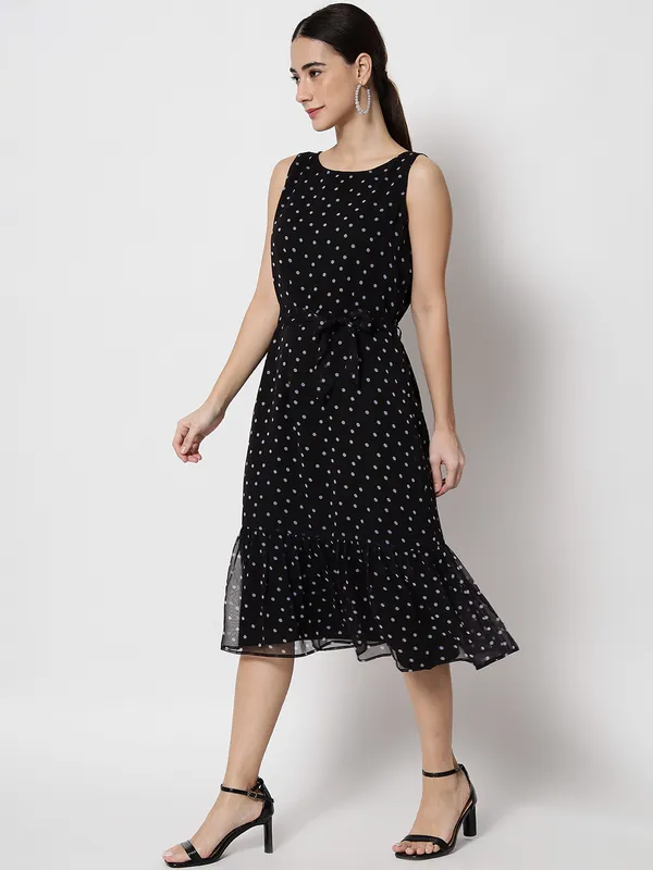 Unique_Summer_Style_Georgette_Short_Gown_With_Bautiful_Print_All_Over