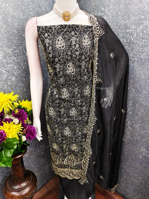 Unstitched_Vichitra_Silk_Embroidery_Work_Dress_Material_For_Her_With_4.10_Meter_Top_And_Bottom_With_1.50_Meter_Inner_And_2.10_Meter_Dupatta
