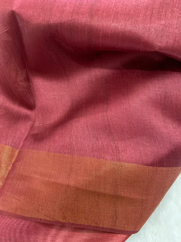 Soft_Tussar_Silk_sarees_with_Beautiful_Digital_Print_With_Attractive_Checks_Design_Saree_And_Digital_Print_Blouse_With_Tassels