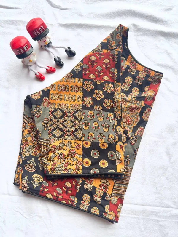 Cotton_Natural_Dye_Handblock_Print_Boatneck