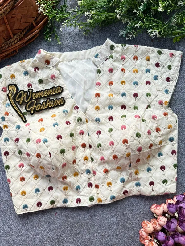 Designed_to_stand_out_with_detailed_embroidery