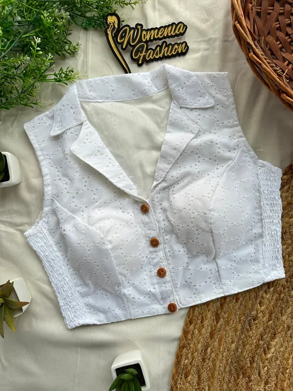 The_beauty_of_Hakoba_embroidery_meets_the_versatility_of_a_stretchable_fit