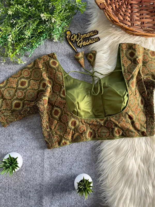 CLASSIC_COMFORT_STRECH_FLEXIFIT_BLOUSE
