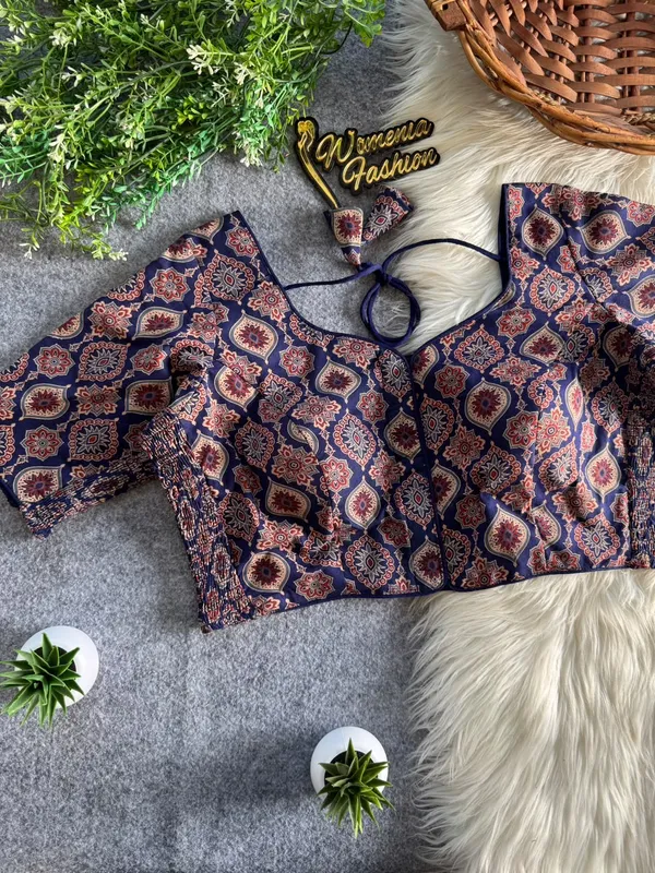CLASSIC_COMFORT_STRECH_FLEXIFIT_BLOUSE