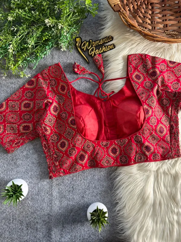 CLASSIC_COMFORT_STRECH_FLEXIFIT_BLOUSE