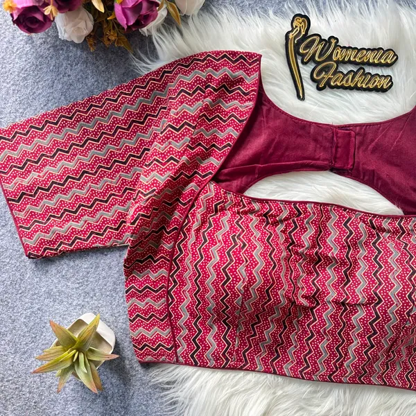 Chevron_Printed_Blouse_with_Back_Cutout_Detail