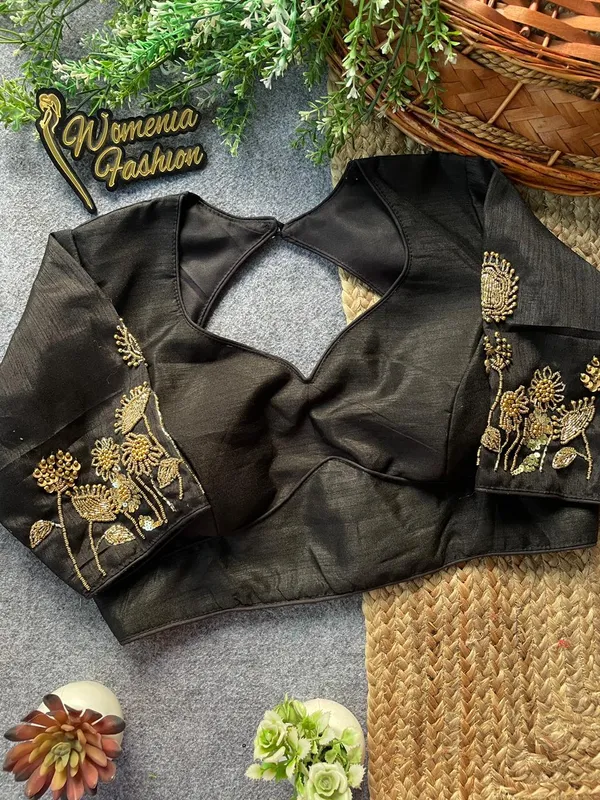 Elegant_Floral_Embroidered_Designer_Blouse