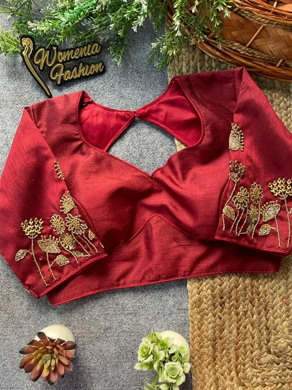 Elegant_Floral_Embroidered_Designer_Blouse