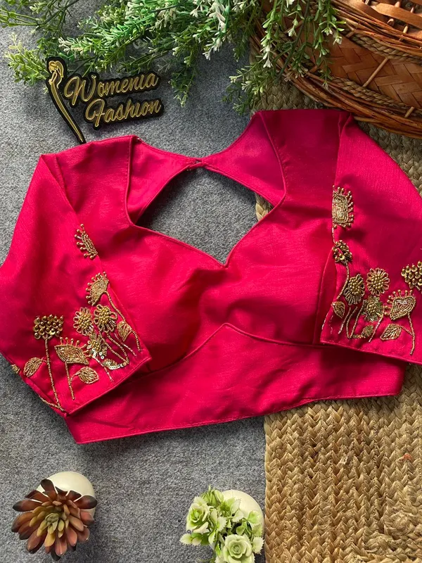 Elegant_Floral_Embroidered_Designer_Blouse