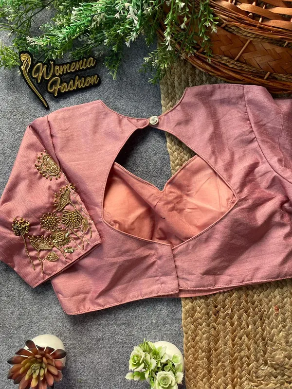 Elegant_Floral_Embroidered_Designer_Blouse