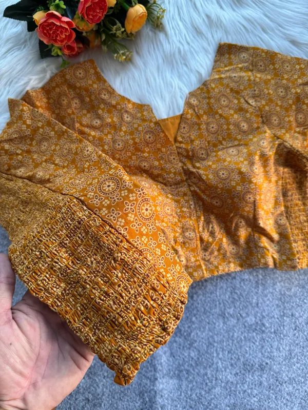 Graceful_Traditional_Wear_Cotton_Blouse