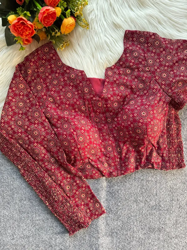 Graceful_Traditional_Wear_Cotton_Blouse