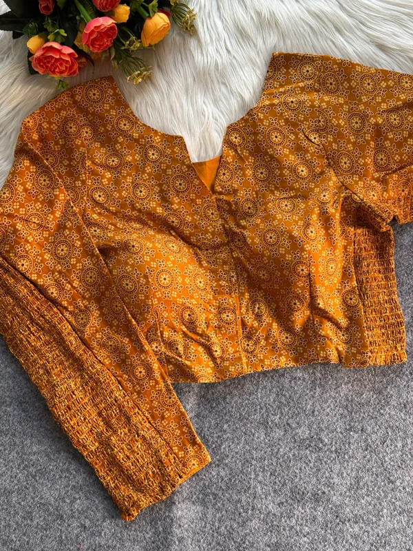 Graceful_Traditional_Wear_Cotton_Blouse