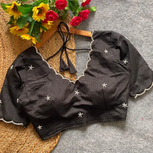 ROHINI_BLACK_PRESENTING_PURE_HANDWORK_BLOUSE