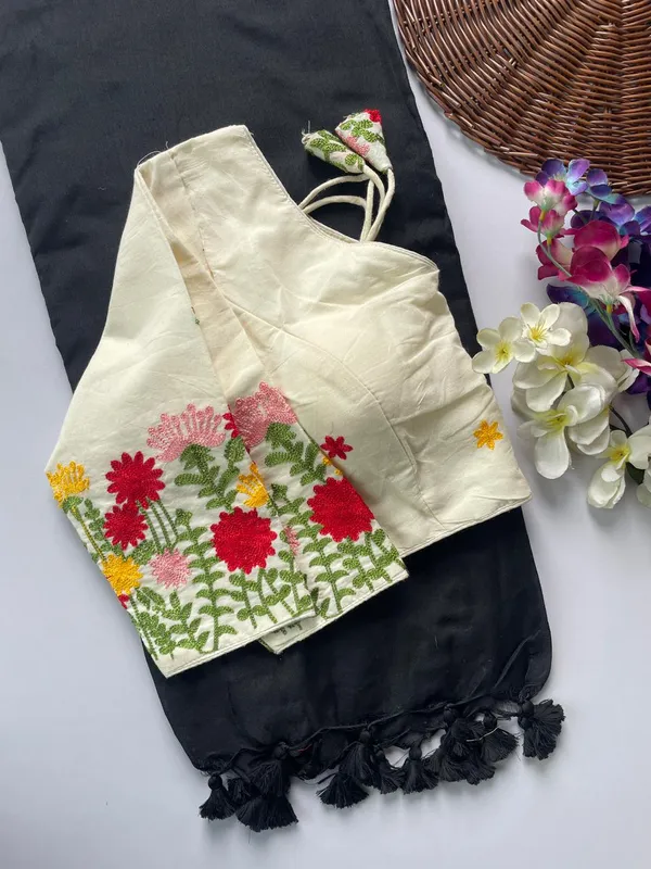 Khadi_Cotton_Saree_with_Embroidered_Blouse