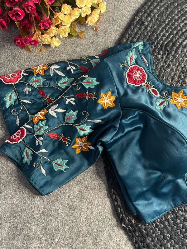 PRATIMA_BLUE_PURE_HANDWORK_BLOUSE