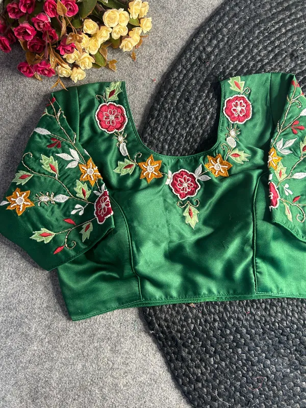 PRATIMA_GREEN__PURE_HANDWORK_BLOUSE