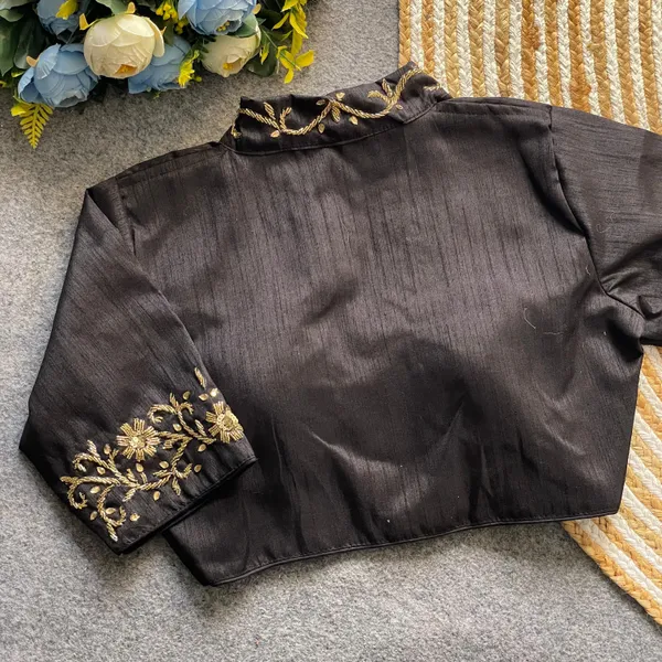 PRESENTING_PREMIUM_RAW_SILK_HANDCRAFTED_WORK_BLOUSE