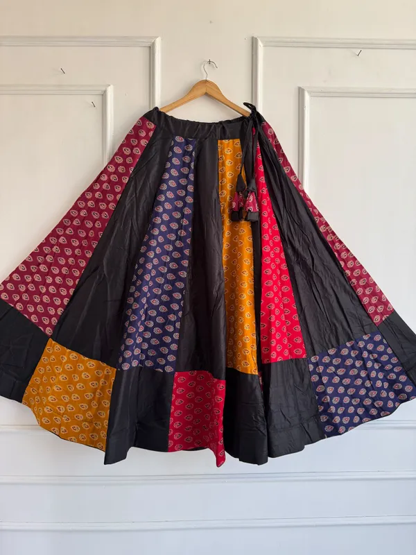 Pure_cotton_Fabric_with_Real_Hand_Mirror_work_Lehenga_Choli_for_navratri_
