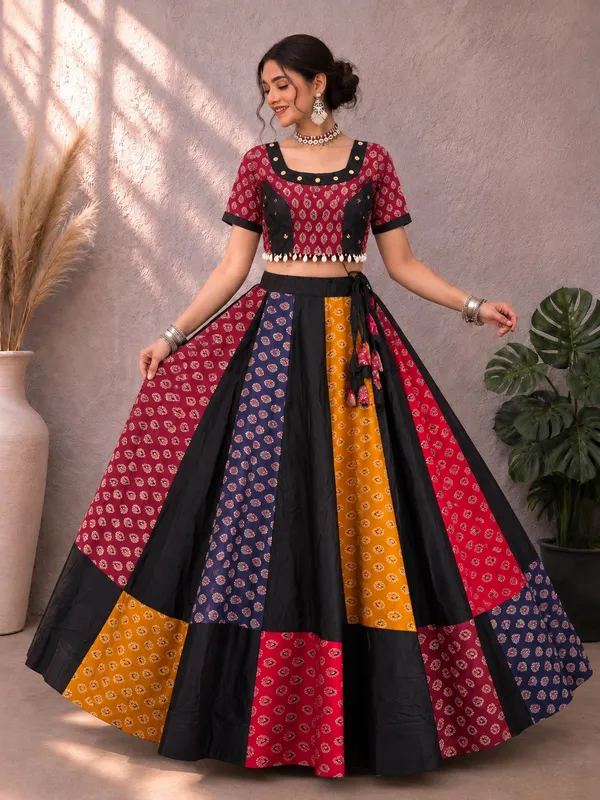 Pure_cotton_Fabric_with_Real_Hand_Mirror_work_Lehenga_Choli_for_navratri_