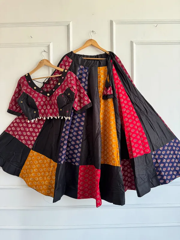 Pure_cotton_Fabric_with_Real_Hand_Mirror_work_Lehenga_Choli_for_navratri_
