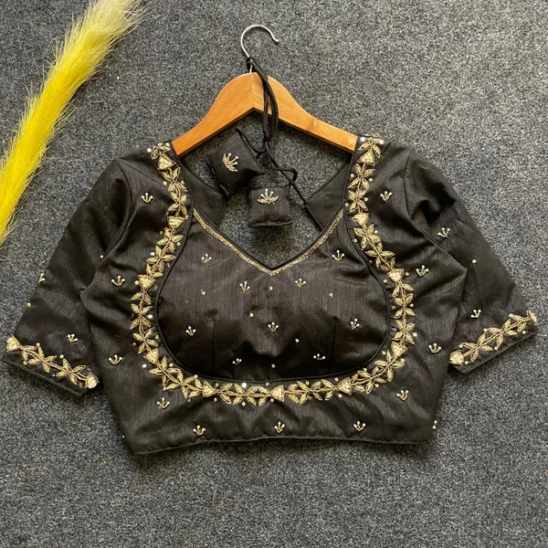 YUKTI_BLACK_PRESENTING_PURE_HANDWORK_BLOUSE