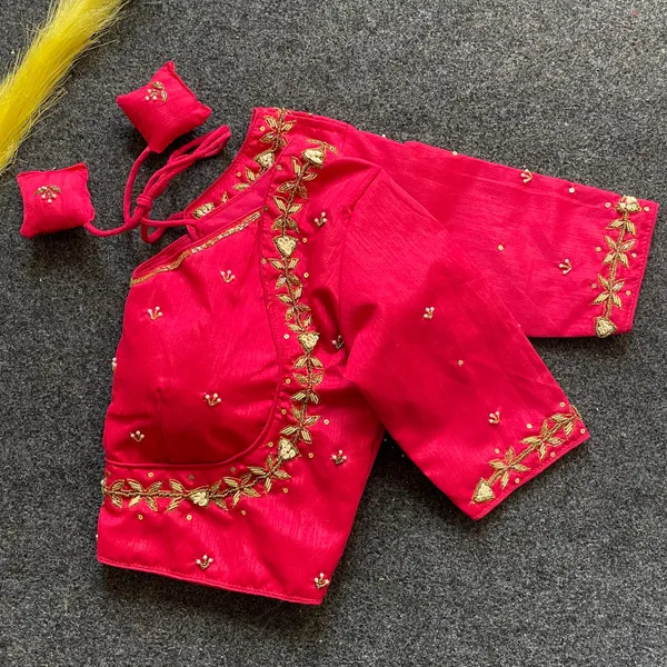 YUKTI_PINK_PRESENTING__PURE_HANDWORK_BLOUSE