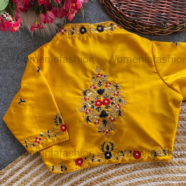 khushi_yellow_presenting__handwork_blouse