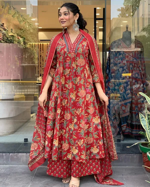 Red_Pure_Cotton_Kurti_Pant_Dupatta_Set_For_Women
