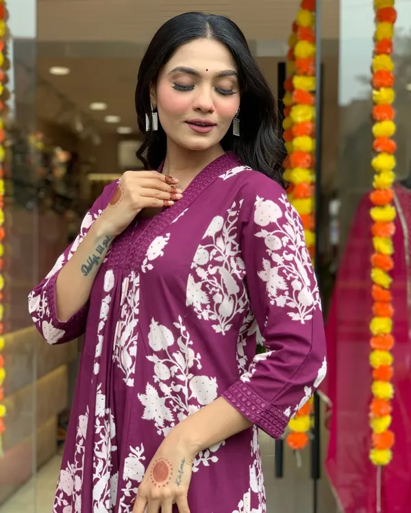 Maroon_Kurta_Palazzo_&_Dupatta_Set_For_Women