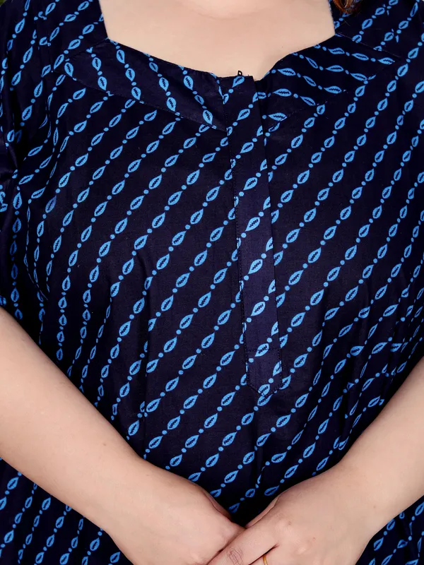 Stylish_&_Elegant_Women_Nighty_(Blue)