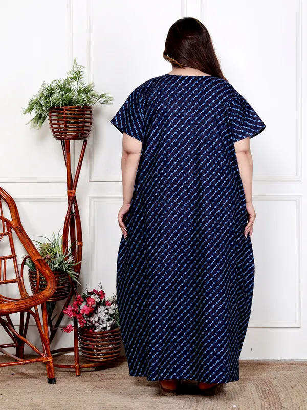 Stylish_&_Elegant_Women_Nighty_(Blue)