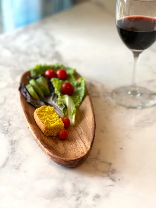 Wooden_Serving_Platter_(C)_12_X_30_CM