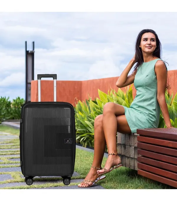Polo_Class_2Pc_Set_Trolley_(20/24_inch)_with_Vanity_|_Polypropylene_Material_|_360-degree_Rotating_8_Wheels_|_Waterproof_&_Scratch_Resistant_-_Black