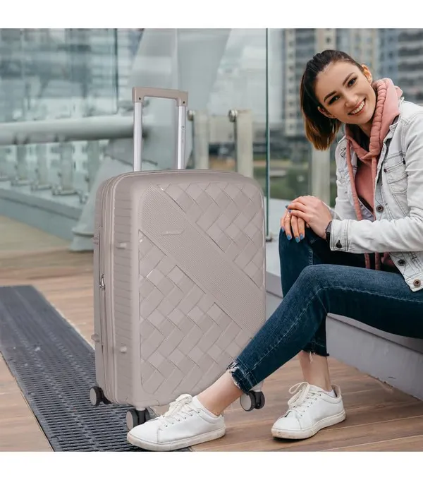 Polo_Class_2Pc_Set_Trolley_(20/24_inch)_with_Vanity_|_Polypropylene_Material_|_360-degree_Rotating_8_Wheels_|_Waterproof_&_Scratch_Resistant_-_Silver