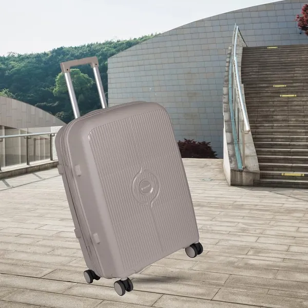 Polo_Class_3Pc_Set_Trolley_(20/24/28_inch)_with_vanity_|_Polypropylene|_Polypropylene_360�_spinner_wheels_�_smooth_movement_in_any_direction_|_Waterproof_&_Scratch_Resistant