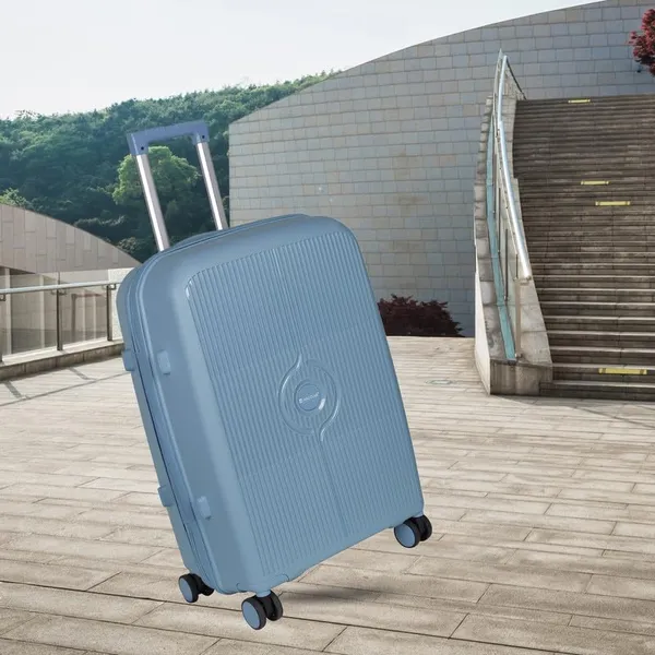 Polo_Class_3Pc_Set_Trolley_(20/24/28_inch)_with_vanity_|_Polypropylene|_Polypropylene_360�_spinner_wheels_�_smooth_movement_in_any_direction_|_Waterproof_&_Scratch_Resistant