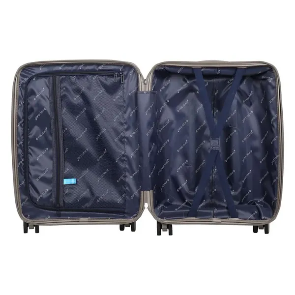 Polo_Class_3Pc_Set_Trolley_(20/24/28_inch)_with_vanity_|_Polypropylene|_Polypropylene_360�_spinner_wheels_�_smooth_movement_in_any_direction_|_Waterproof_&_Scratch_Resistant
