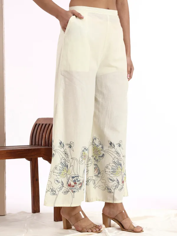 White_Floral_Printed_Tunic_with_Palazzos