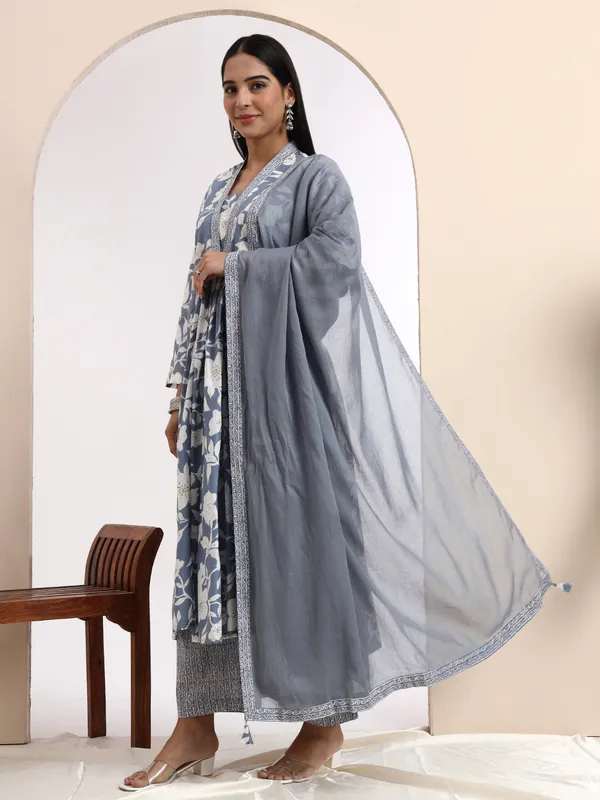 Women_Floral_Printed_Angrakha_Pure_Cotton_Kurta_with_Palazzos_&_With_Dupatta