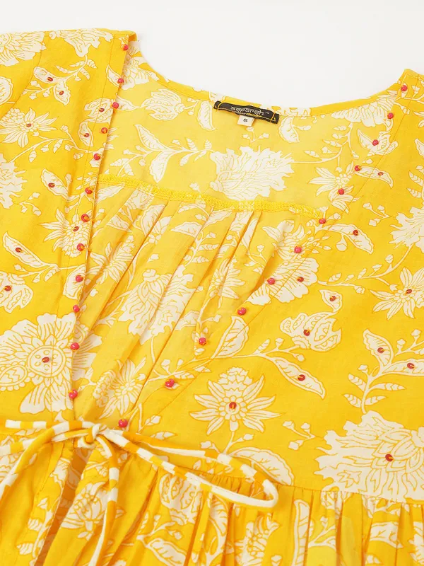 Yellow_cotton_printed_top