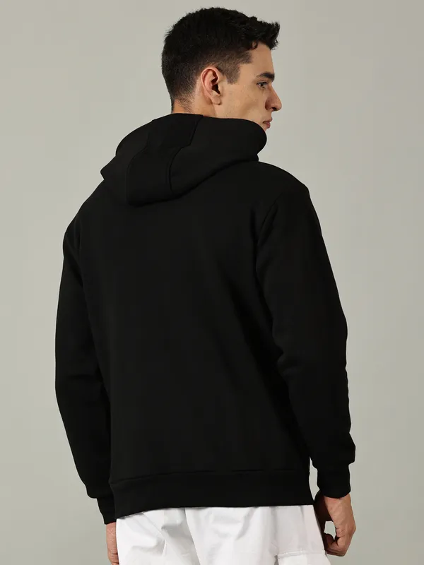 Black_Cotton_Zipper_Hoodie_For_Men