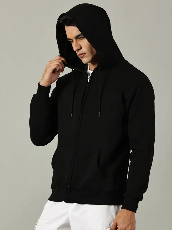 Black_Cotton_Zipper_Hoodie_For_Men