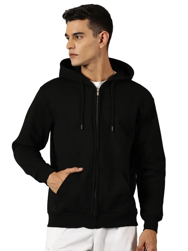 Black_Cotton_Zipper_Hoodie_For_Men