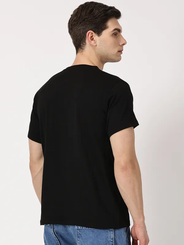 Black_Cotton_V_neck_T_Shirt_For_Men