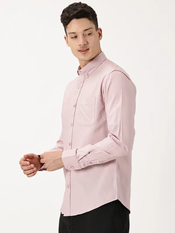 Light_Pink_Cotton_Solid_Oxford_Shirt_For_Men