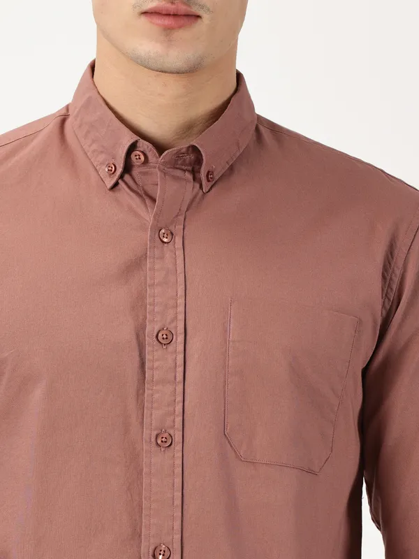 Rosy_Brown_Cotton_Solid_Oxford_Shirt_For_Men