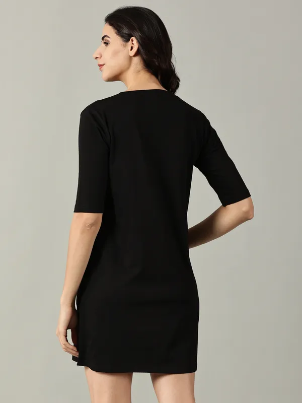 Black_Cotton_Relaxed_Fit_Dress_For_Women